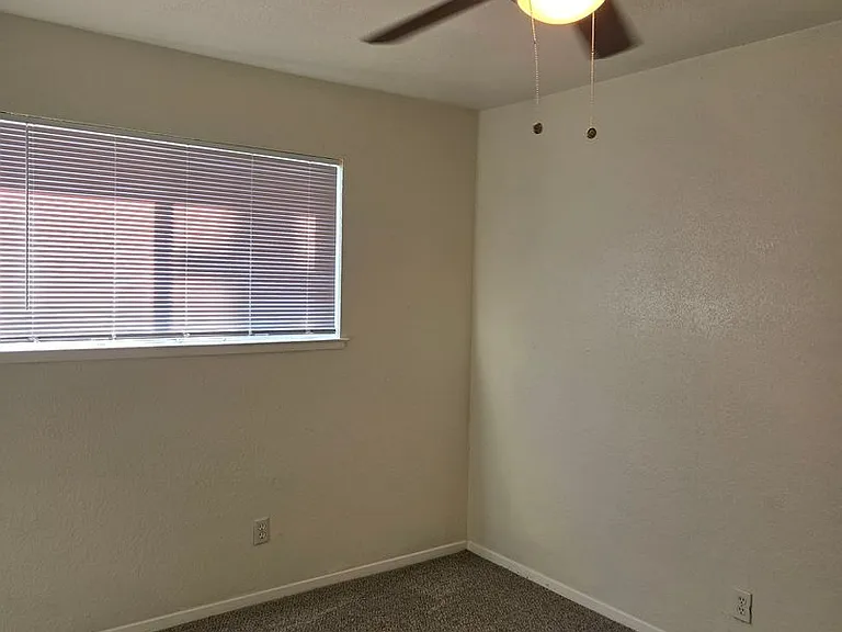 1514 Hayden Ave — Photo 10