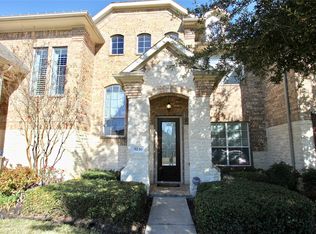9230 Sunlight Oak Ln, Houston, TX 77070