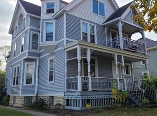 1328 State St, La Crosse, WI 54601