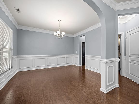3rd image of 3007 Prospect Pkwy