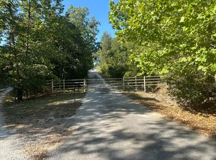 121 Legacy Farm Road, Chestnutridge, MO 65630