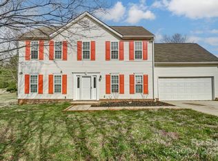 9900 Meadowmead Ct, Charlotte, NC 28273