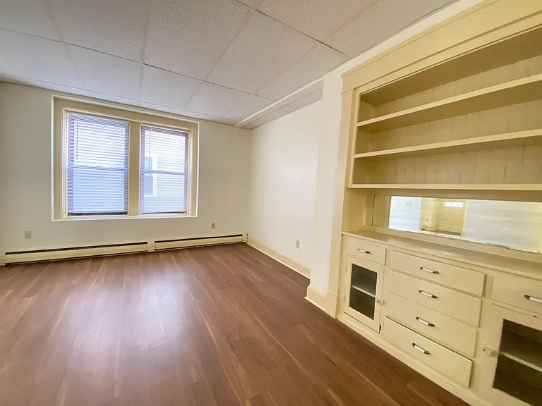 610 Union St #104 — Photo 20