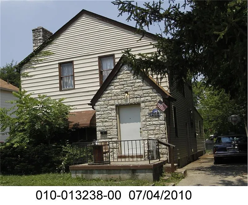 1268 21st Ave photo 1