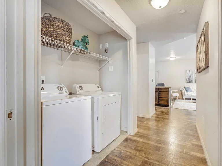 Avida Apartments — Photo 55