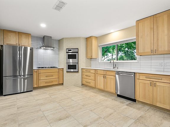 2nd image of 9007 Viking Dr