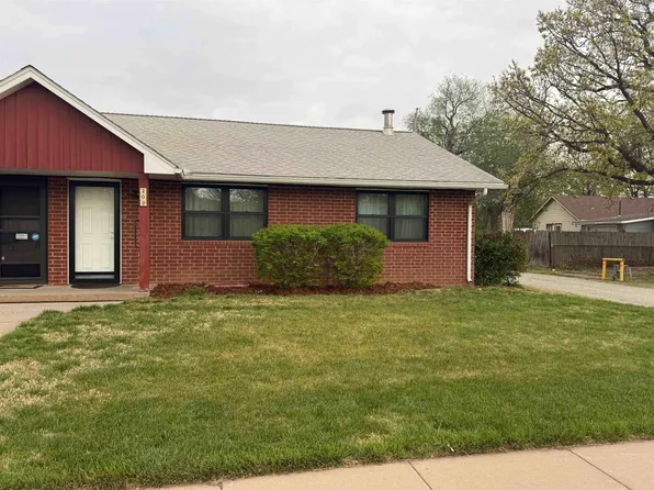 208 E 1st Ave, Cheney, KS 67025