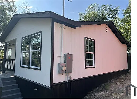 3 bed, 1328 sqft, $1,650 — Photo 4