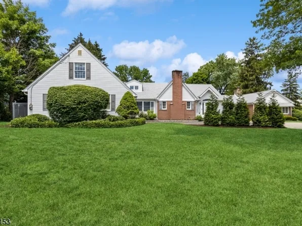 10 Mountain Ave, Pequannock Twp., NJ 07444