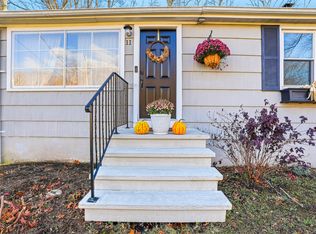 11 Denis Dr, North Grosvenordale, CT 06255