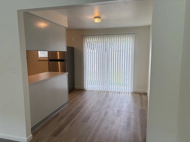 3105 W Cherry Ln #4 — Photo 4