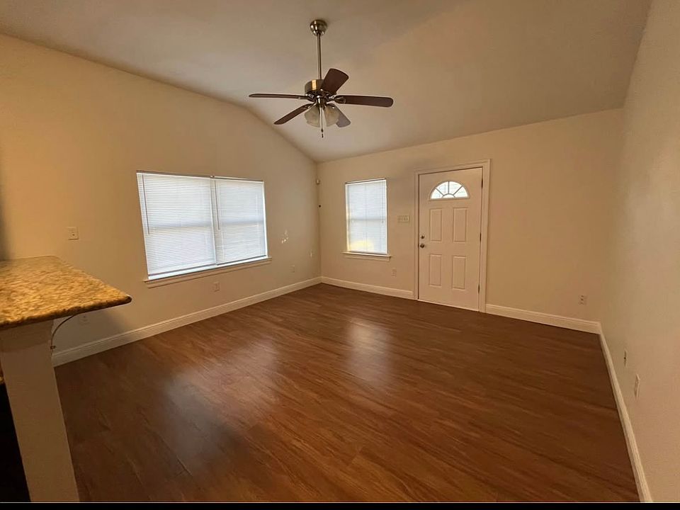 1st image of 6012 Wickfield Dr