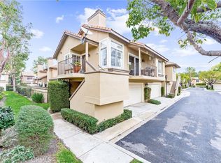 537 S Hollydale Ln, Anaheim, CA 92808