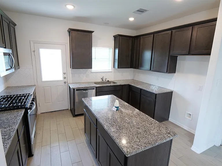 5719 Tabula Rasa Dr — Photo 9