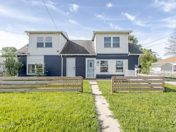 210 E Poe Rd, Bowling Green, OH 43402