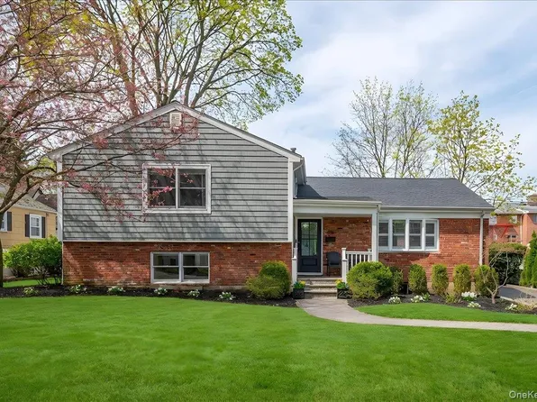44 Askins Place, New Rochelle, NY 10801