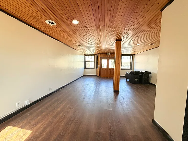 110 S Smith St #A — Photo 5