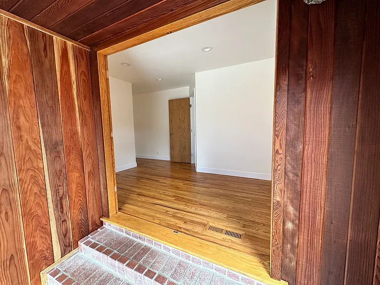 464 Hampstead Way — Photo 15
