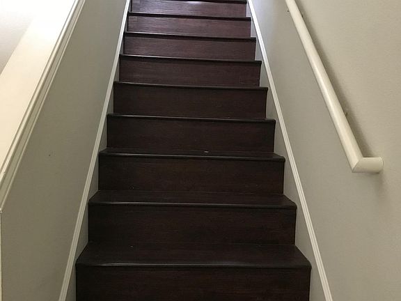 5th image of 2227 Canterbury Park Dr