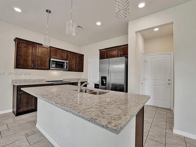 4764 Eucalyptus Dr — Photo 18