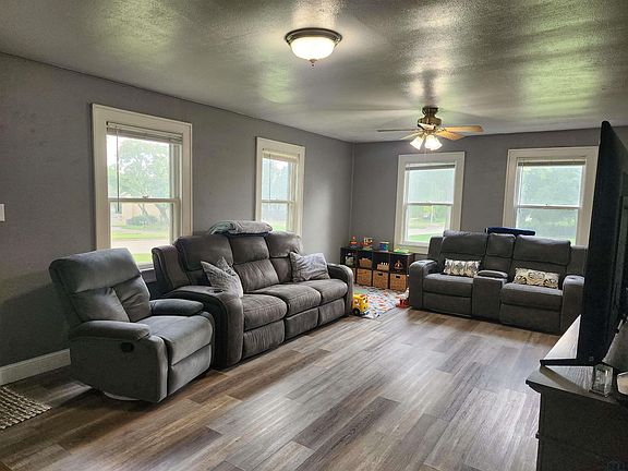 5th image of 4406 Old Lakeport Rd