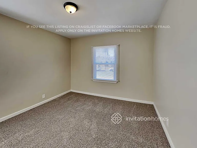 6556 Beeman Ave — Photo 14