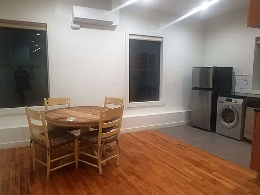 Rented by Capri Jet Realty Corp | media 23