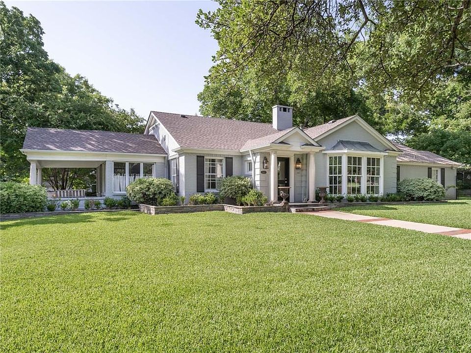 1st image of 3915 Lenox Dr