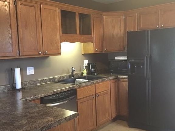 3rd image of 114 Quail St