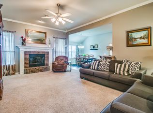 221 Brack Pl, Midwest City, OK 73130