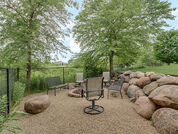 5th image of 20356 Enright Ct