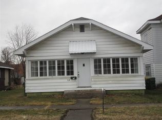 318 N State St, Sullivan, IN 47882