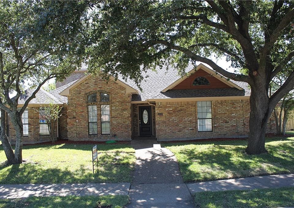 1st image of 4414 Rosebud Dr