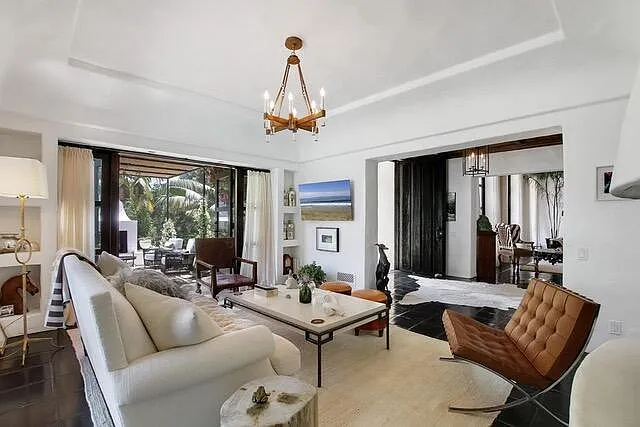 2084 Alisos Dr — Photo 12