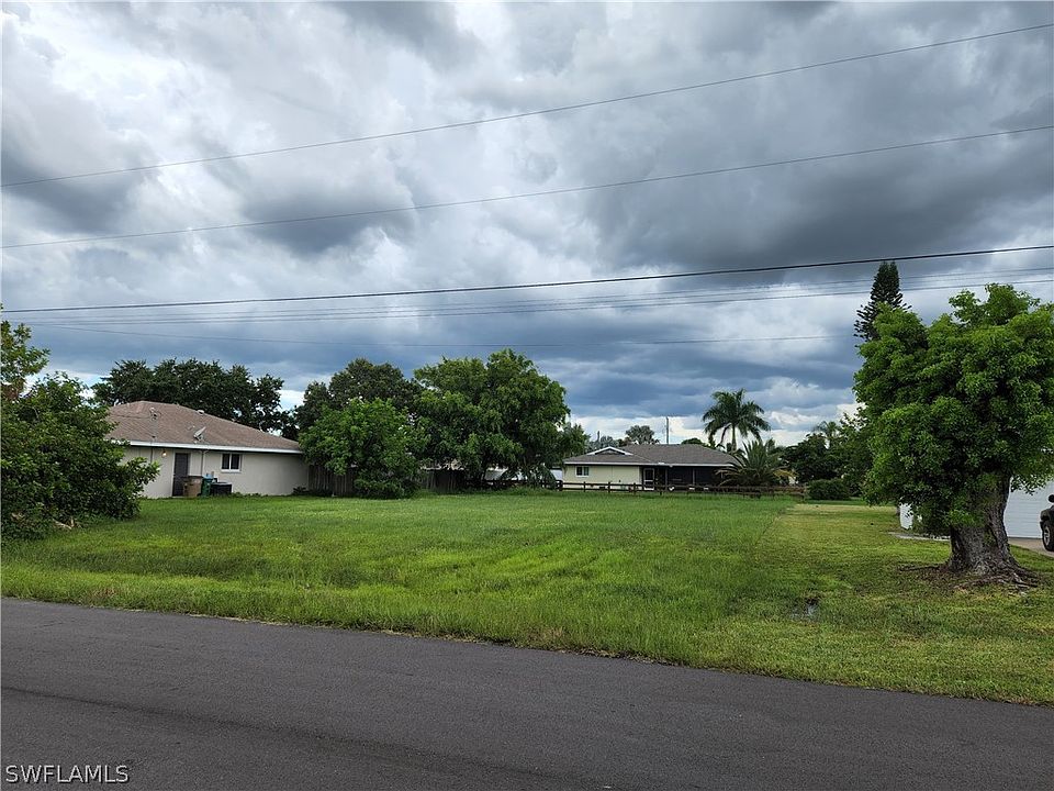 2nd image of 1125 SE 18th Ter