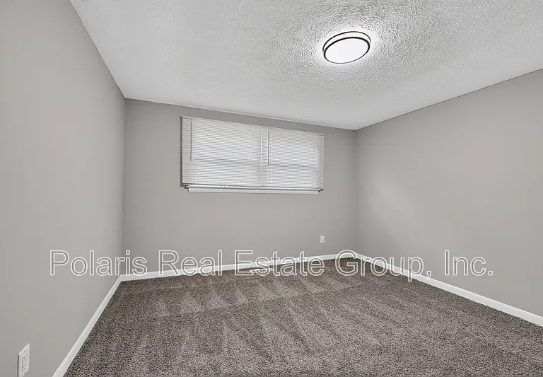 4419 Charles Dr — Photo 14