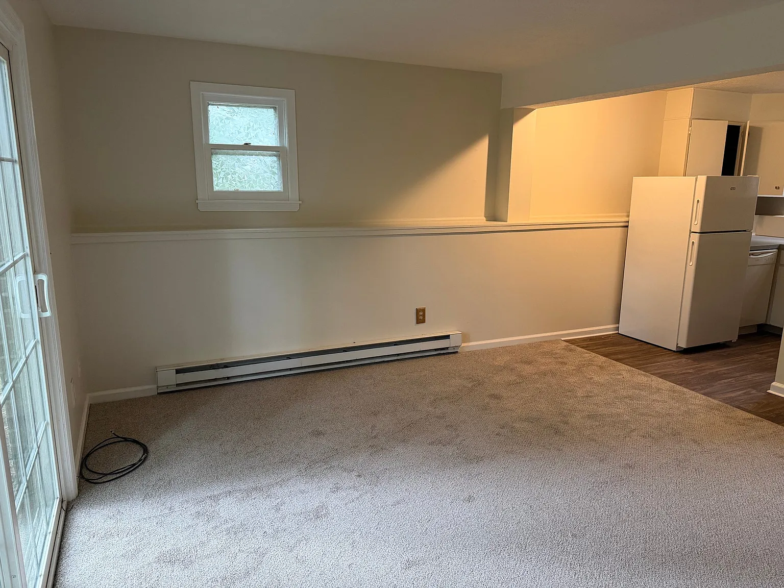 **Move In Special** 1 Month Free For Qualified Applicants Spacious Townhouse Style 2br Avail. Now! — Photo 4
