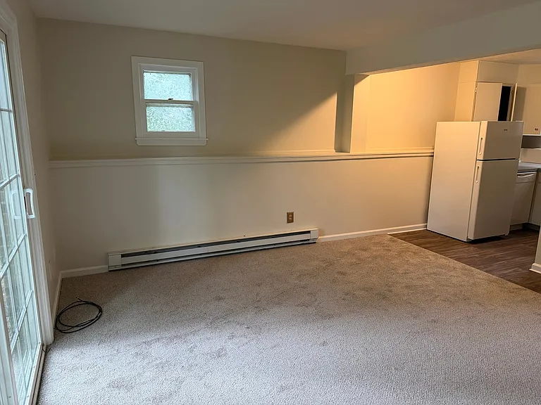 72 Marsh Rd #11 — Photo 4