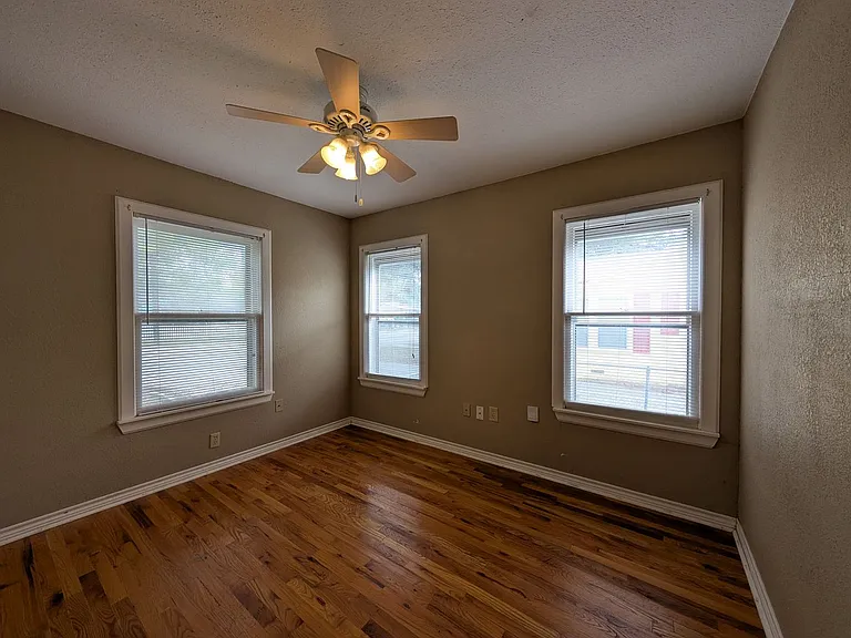 1185 W Mill St — Photo 26