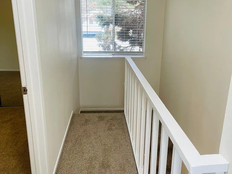 429 N Rengstorff Ave #5 — Photo 8