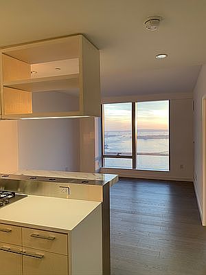4th image of 252 South St #40M