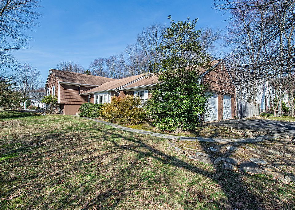 2 Trowbridge Rd, Morris Plains, NJ 07950 | Zillow