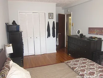 Rented by Realty 2000 Corp