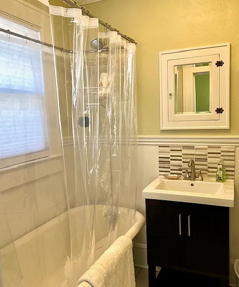 161 Edgewood Rd #2 — Photo 8
