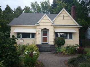 3424 42nd Ave SW, Seattle, WA 98116