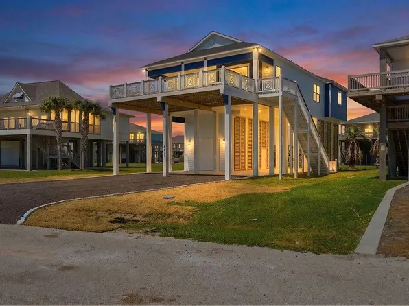 4411 Strand Ave, Port Bolivar, TX 77650