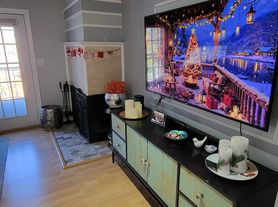 780 River Rd, Edgewater, NJ