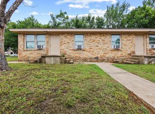701 W Hull St #101-2, Denison, TX 75020