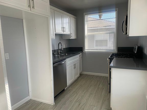 3rd image of 4479 N Banner Dr APT 3