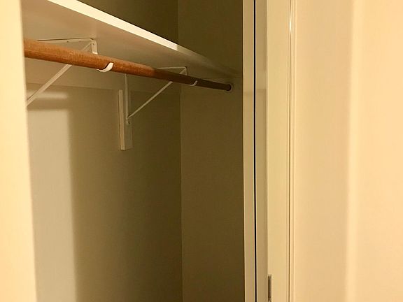 3rd image of 2811 75th Pl SE APT 306